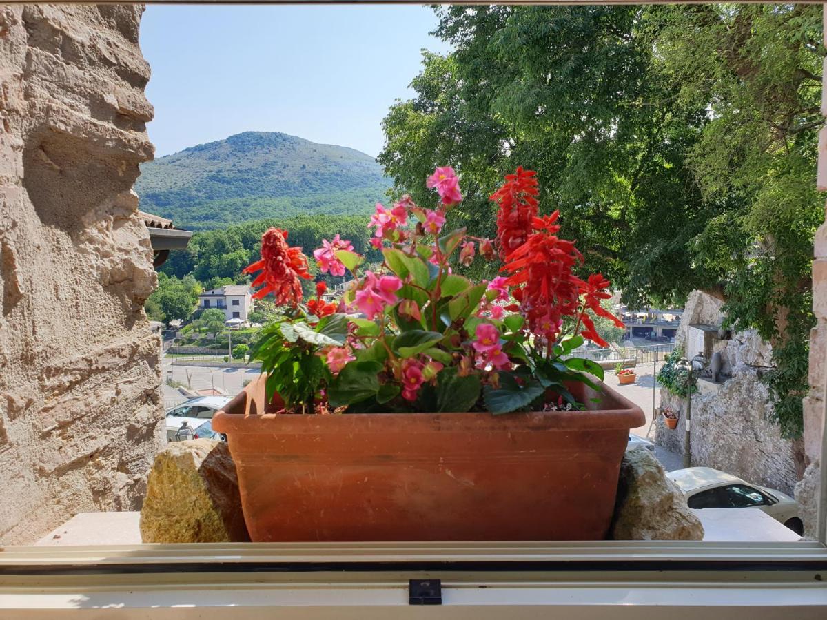 Willa Casa Di Mamma Rosa Castelnuovo Parano Zewnętrze zdjęcie