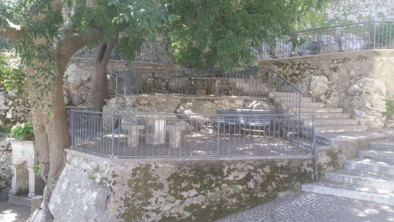 Willa Casa Di Mamma Rosa Castelnuovo Parano Zewnętrze zdjęcie